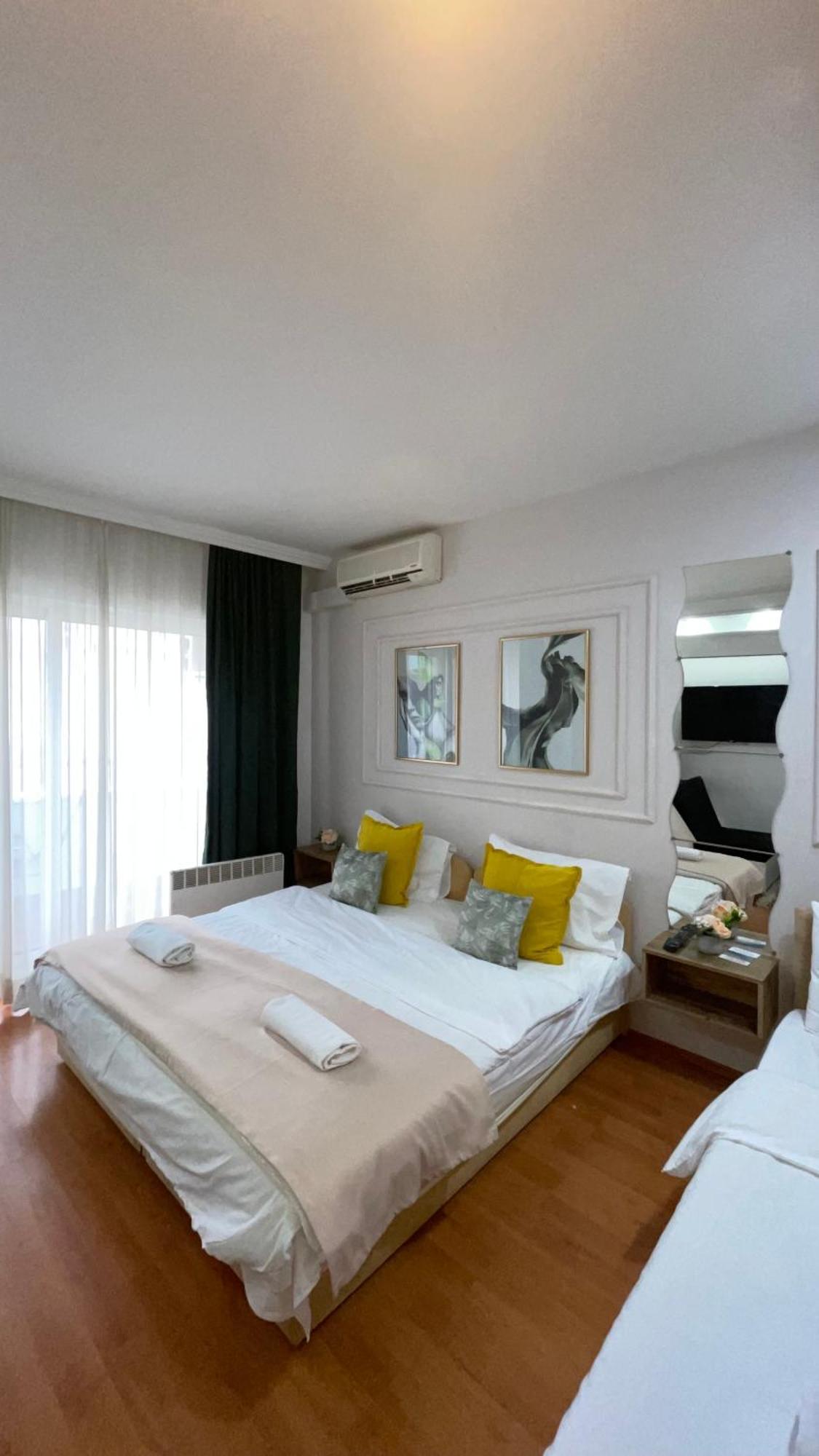 Exclusive Apartments With Lake View Охрид Экстерьер фото